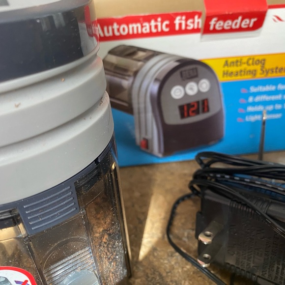 Automatic fish feeder - Picture 4 of 12